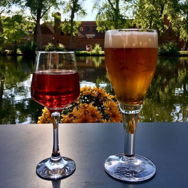 Brugge Drinks in the Sunshine