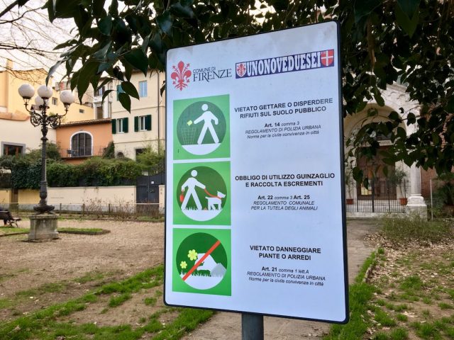 Sign at park in Florence