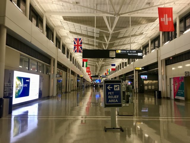 Sign for the pet relief area at Washington Dulles Airport