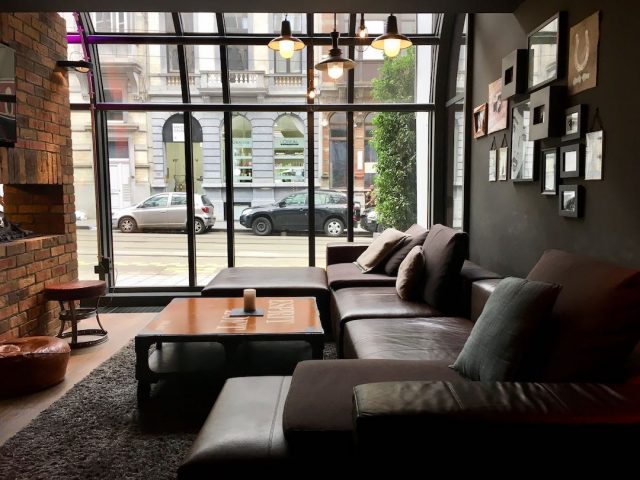 Lounge area at pentahotel Brussels City Centre