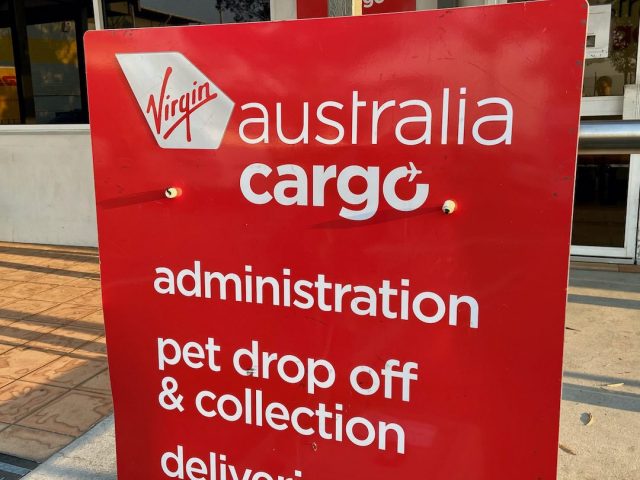 Virgin Australia Cargo pet drop off sign