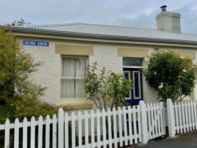 Arthur Circus historic home