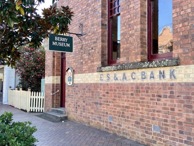 The ES & AC Bank on Queen St in Berry