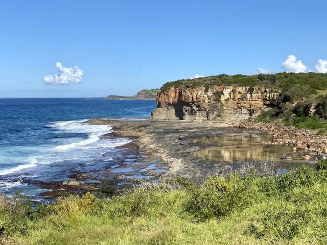 Cliffs along Kiama Coast Walk