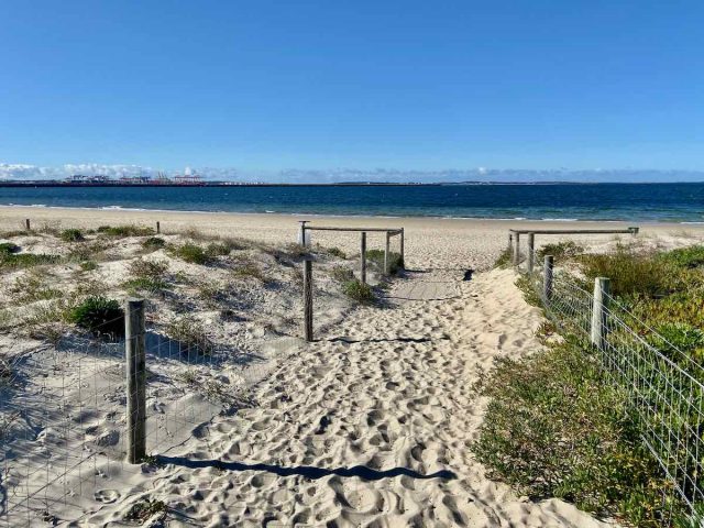 The entrance to the Kyeemagh dog beach