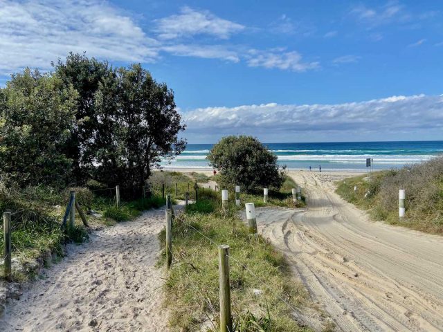 Seven Mile Beach at the 4WD access point