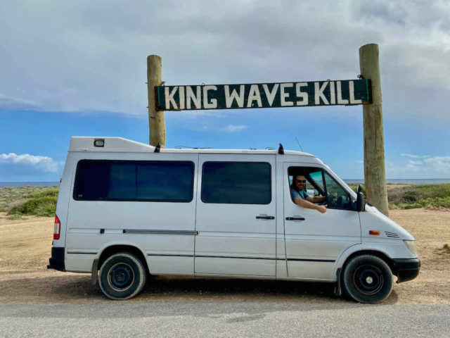 King Waves Kill Sign