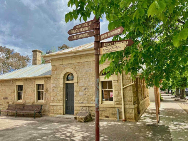 Beechworth Sign