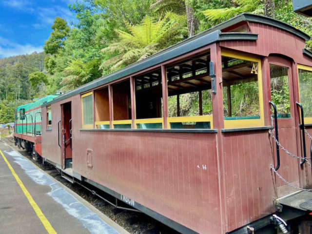 Walhalla Goldfields Railway Train at Thomson