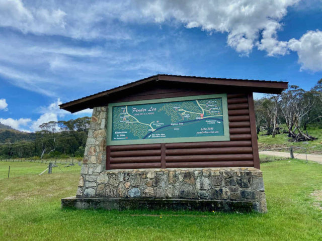 Pender Lea Chalets Sign