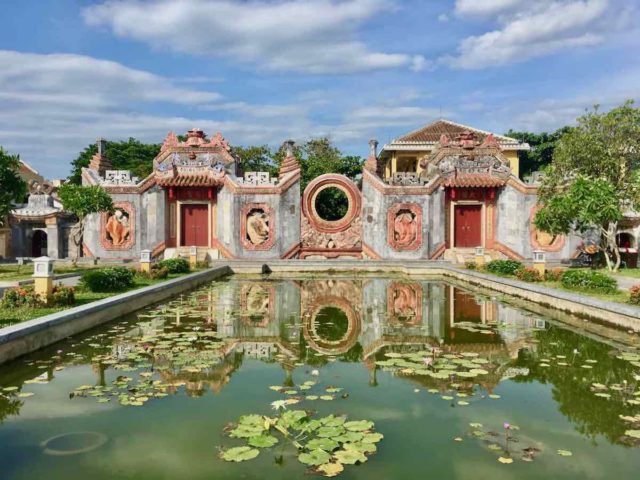 Temple Hoi An Vietnam