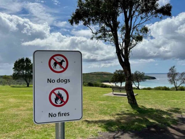 Killalea Regional Park No Dogs