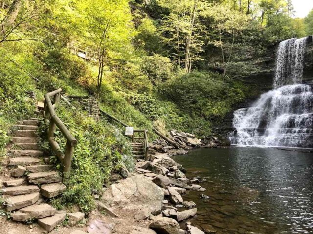 Cascades Falls