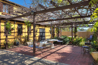 The courtyard at the Table Guesthouse