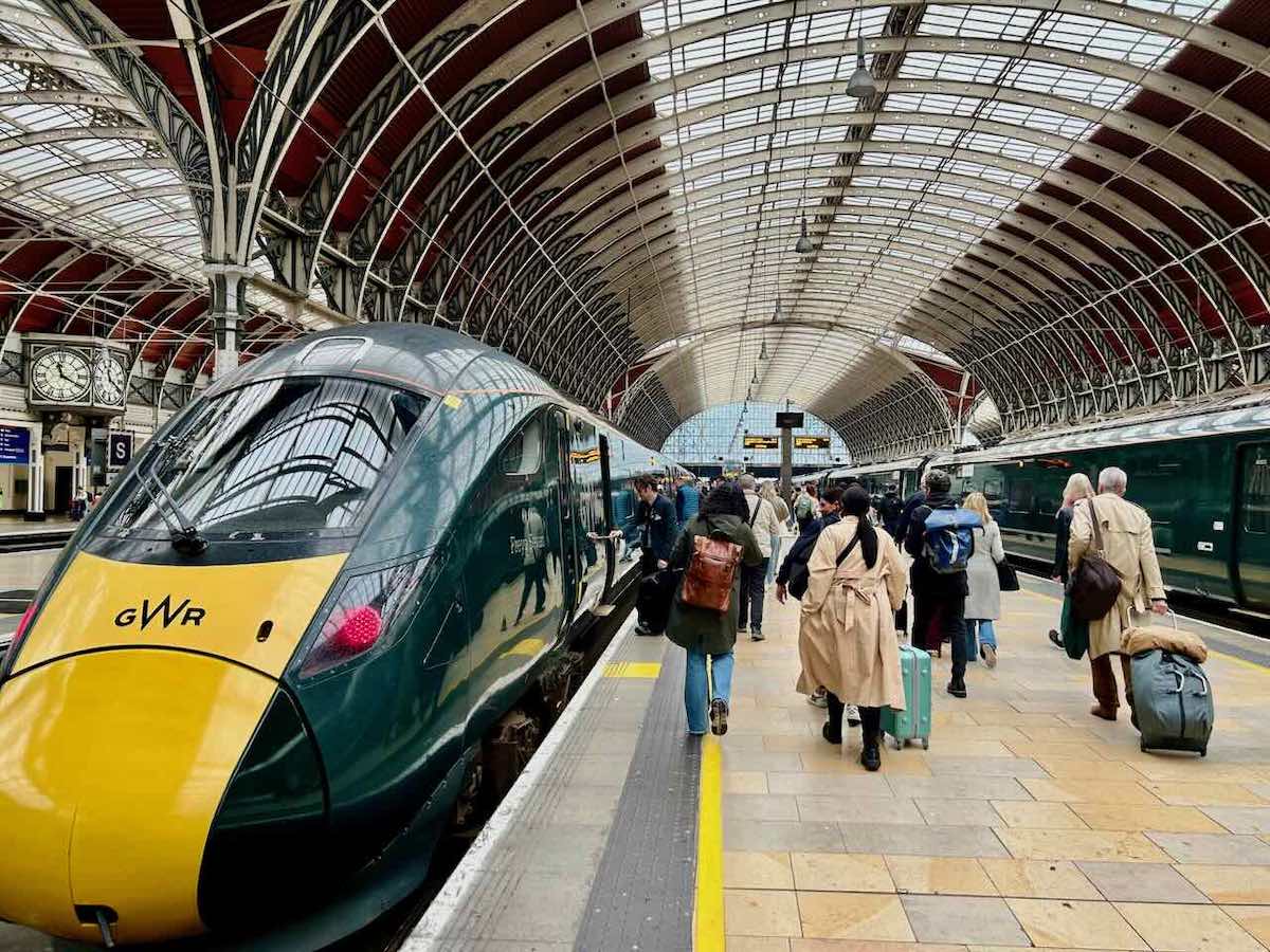 Are Dogs Allowed on Trains in the UK? Travelnuity