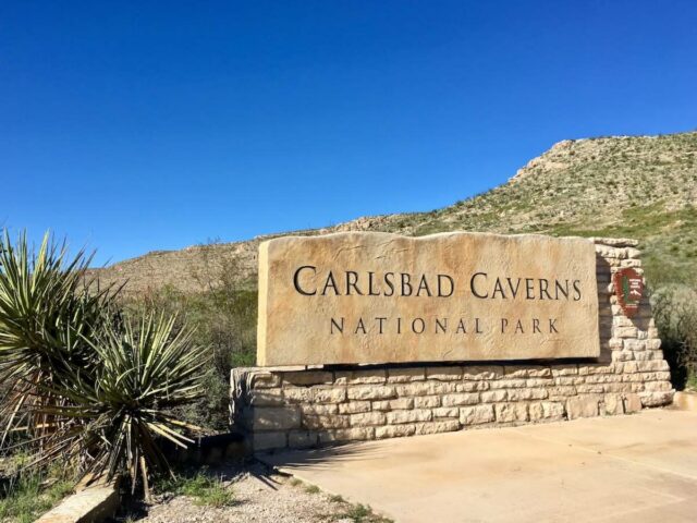 Carlsbad Caverns National Park Sign