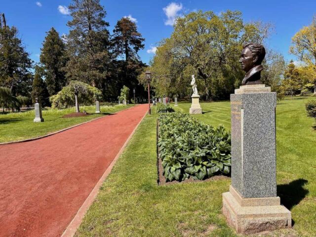 Prime Ministers Avenue at Ballarat Botanical Gardens