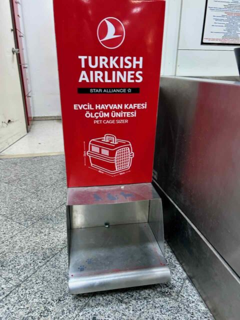 Turkish Airlines Pet Cage Sizer